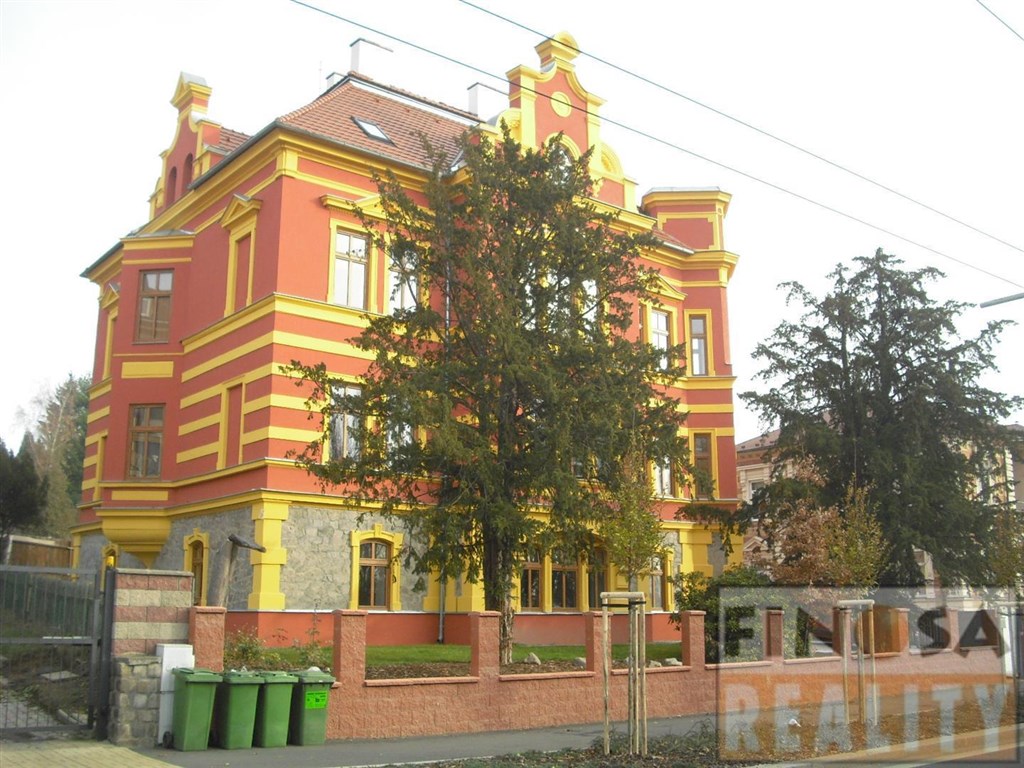 Nájem komerčních prostor ve vile Čelakovského v Chomutově