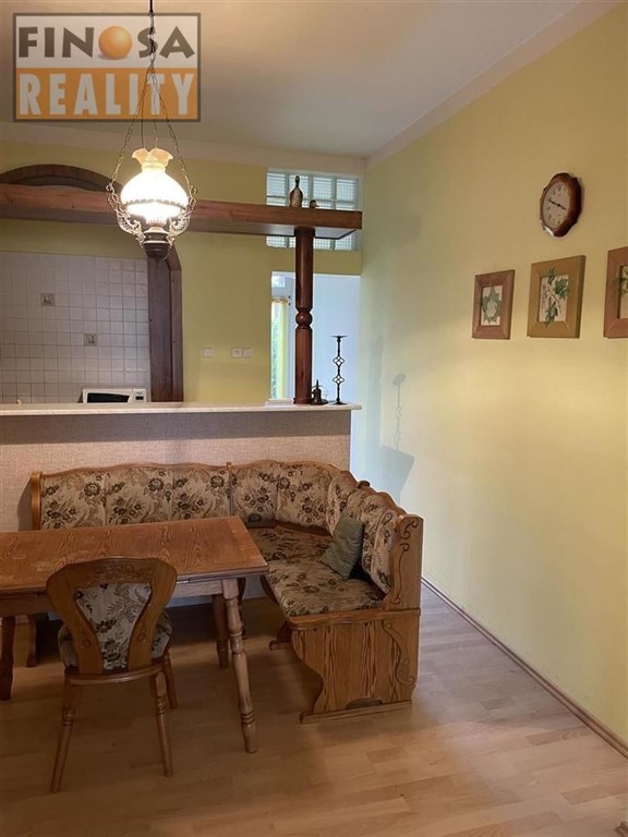 Nájem přízemního bytu v bližším centu Chomutova