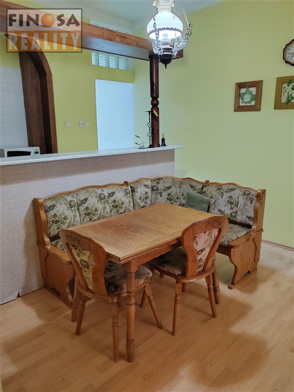 Nájem přízemního bytu v bližším centu Chomutova