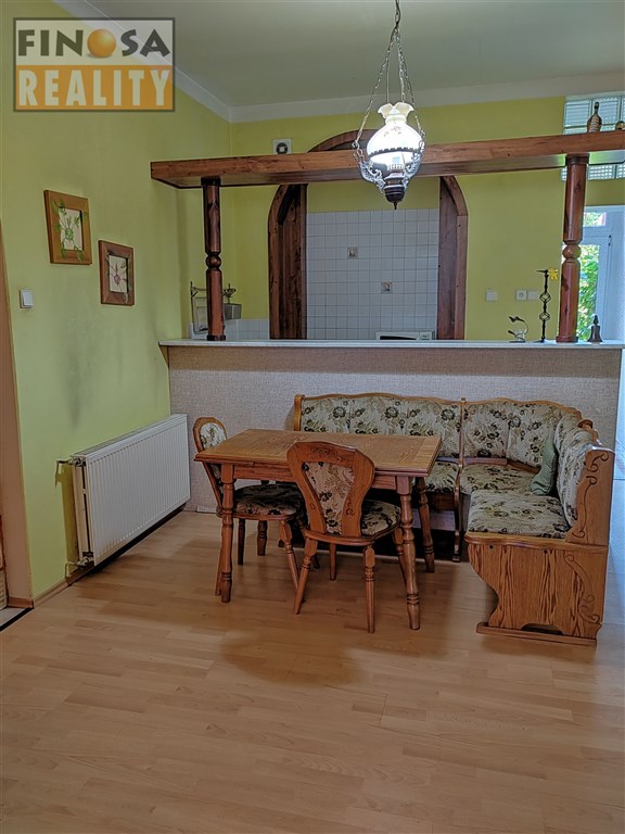 Nájem přízemního bytu v bližším centu Chomutova