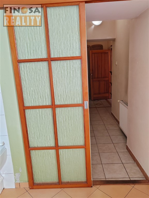 Nájem přízemního bytu v bližším centu Chomutova