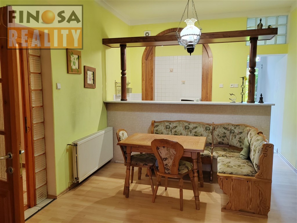 Nájem přízemního bytu v bližším centu Chomutova