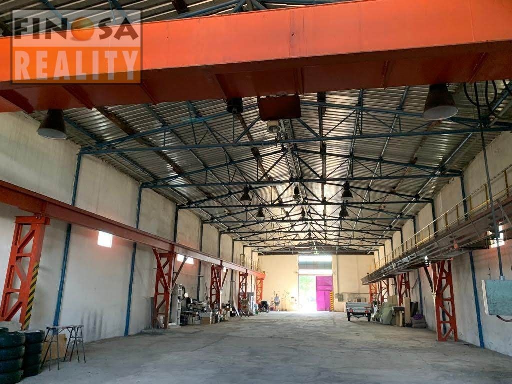 Nájem výrobní či skladové haly na okraji Chomutova