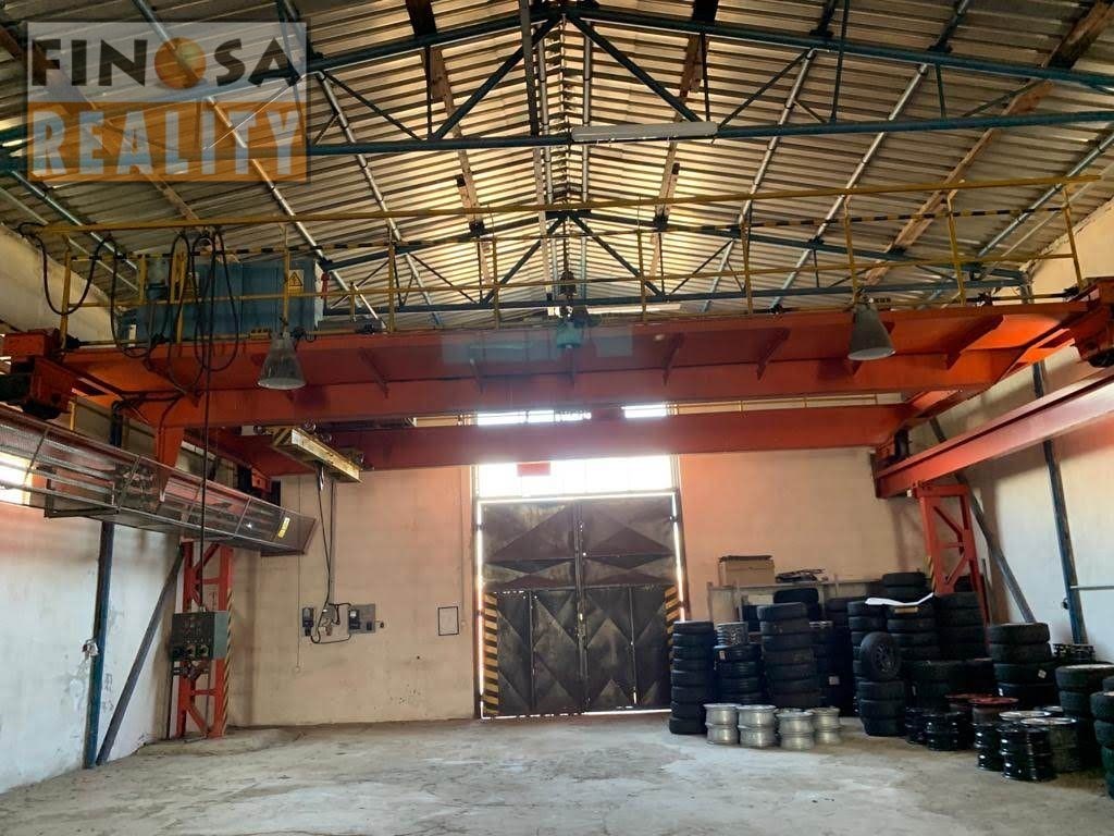 Nájem výrobní či skladové haly na okraji Chomutova