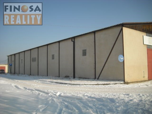 Nájem výrobní či skladové haly na okraji Chomutova