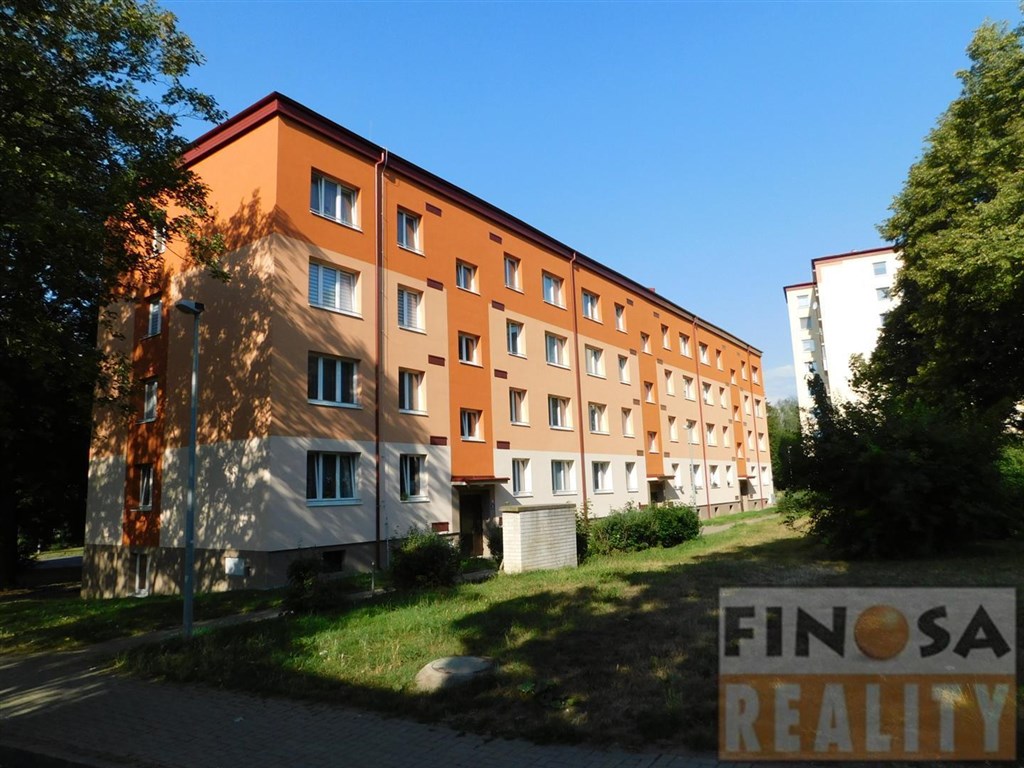 Prodej bytu 2+1 s balkonem v os. vl. v Ústí nad Labem – Bukov, ul. Kosmonautů