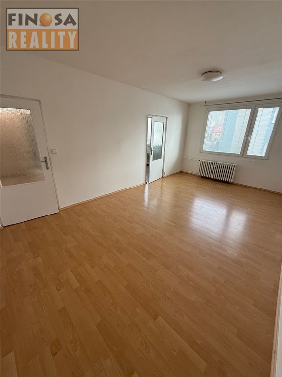 Velký byt 4+1+L (podl.pl. 104 m2) k nájmu v Ústí nad Labem, Klíše, ul. Klíšská
