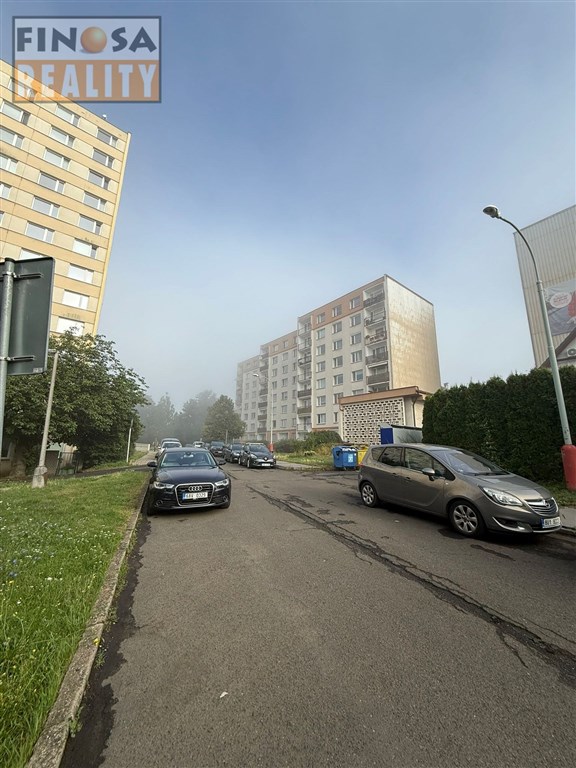 Velký byt 4+1+L (podl.pl. 104 m2) k nájmu v Ústí nad Labem, Klíše, ul. Klíšská