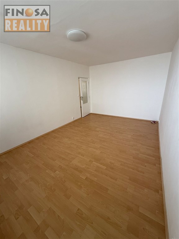 Velký byt 4+1+L (podl.pl. 104 m2) k nájmu v Ústí nad Labem, Klíše, ul. Klíšská