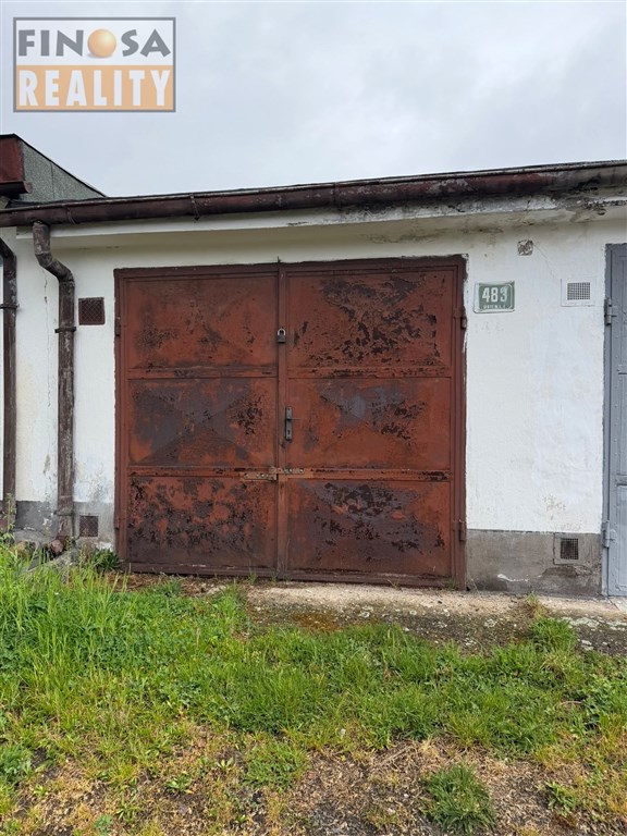 Prodej zděné řadové středové garáže v garážovém dvoře na Králově výšině v Ústí nad Labemcentrum